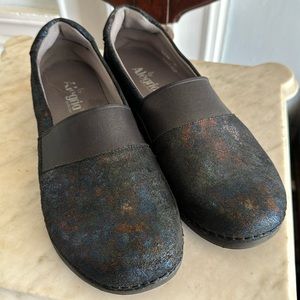 Alegria shoes size 42
